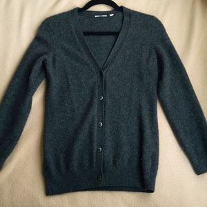 Uniqlo Grey Cashmere cardigan